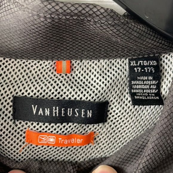 Van Heusen Button down XL - Picture 3 of 4